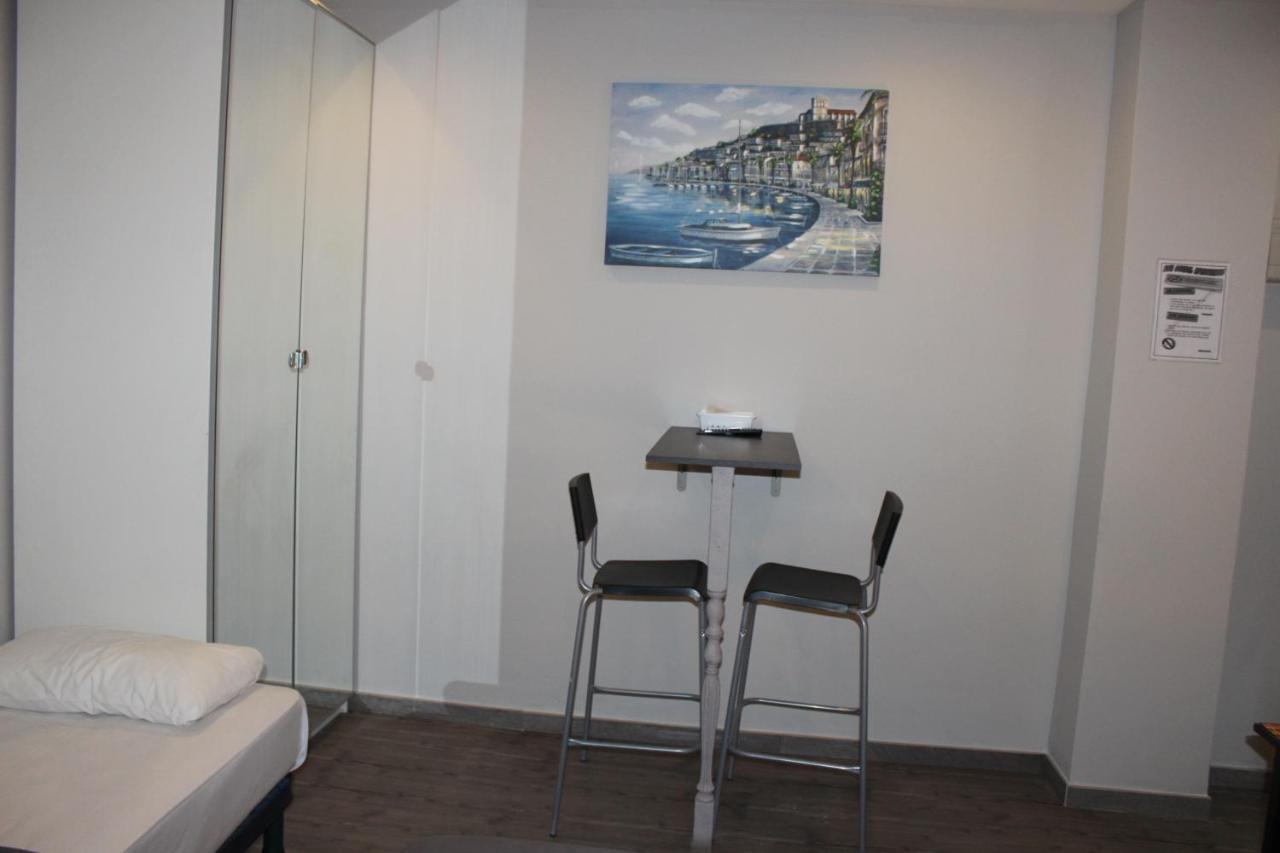 Bcn Condal Hostal 巴塞罗那 外观 照片