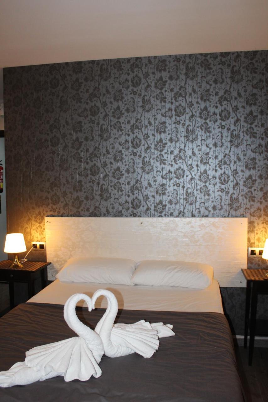 Bcn Condal Hostal 巴塞罗那 外观 照片