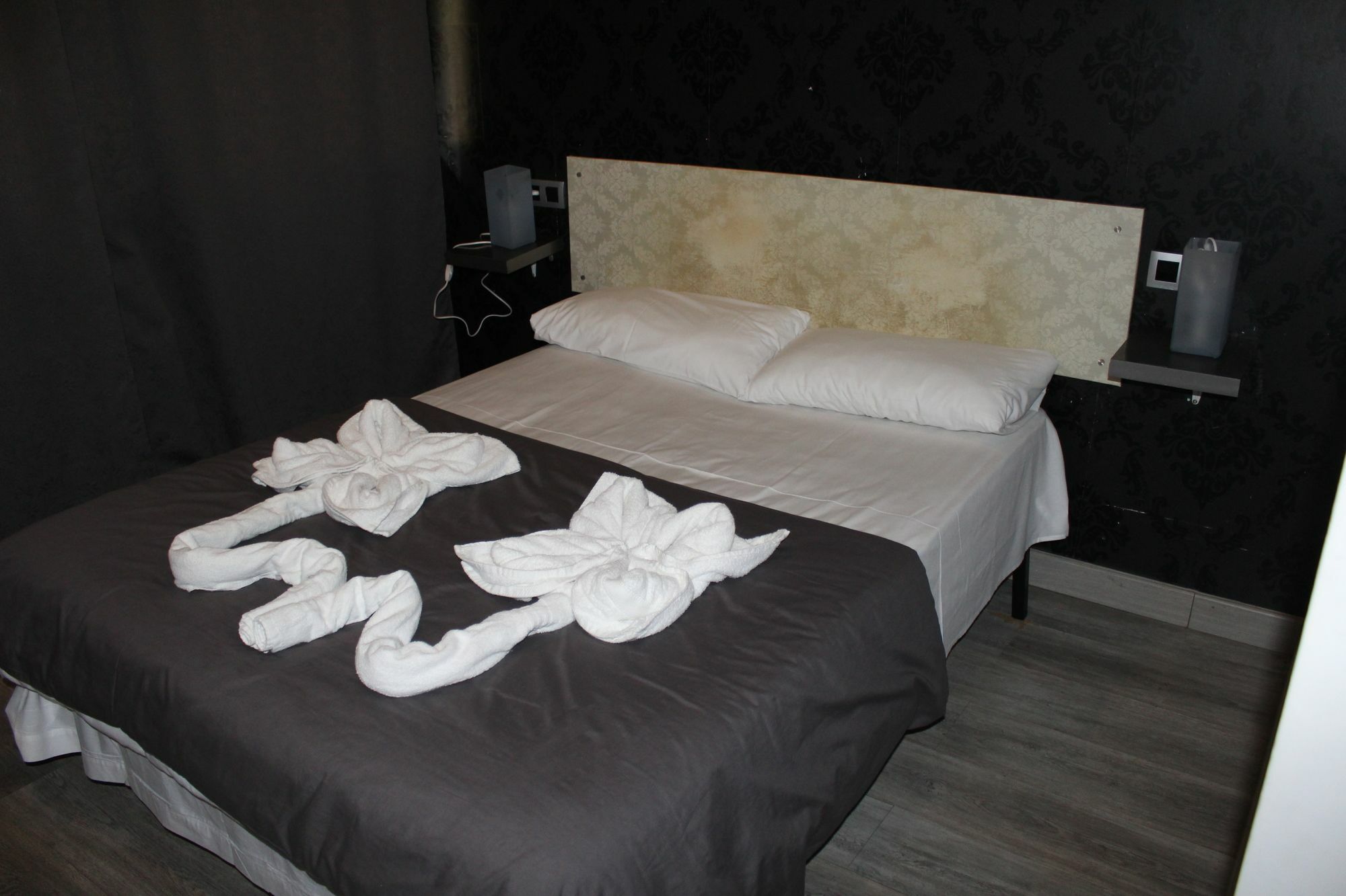 Bcn Condal Hostal 巴塞罗那 外观 照片